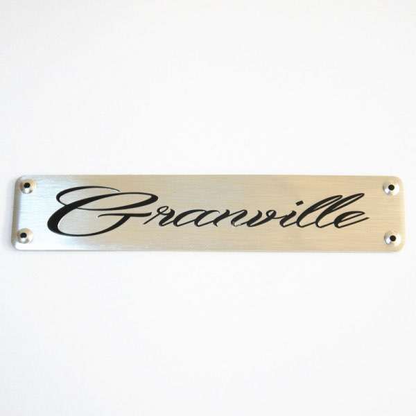  Customized High Level Newly Design Nameplate